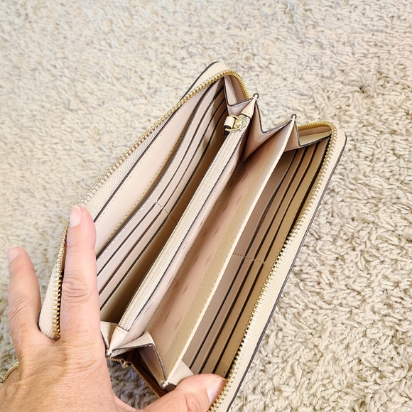 Kate Spade Grove Street Carli Satchel and Wallet - Picture 11 of 12